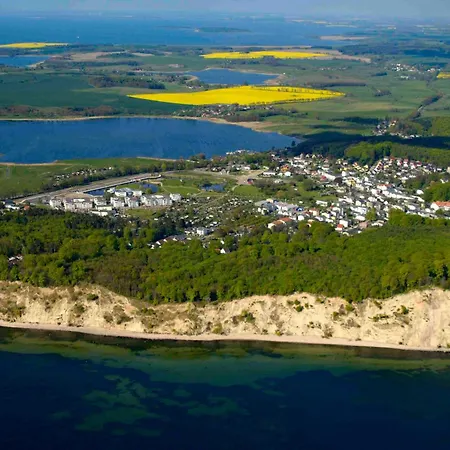 Nur Wenige Gehminuten Zum Zentrum Und 17 - * Sellin (Rugen)