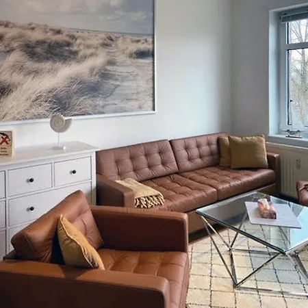 Nur Wenige Gehminuten Zum Zentrum Und 17 - Lejlighed *