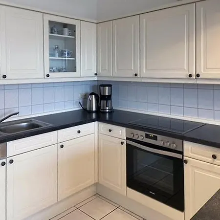 Nur Wenige Gehminuten Zum Zentrum Und 17 - Lejlighed Sellin (Rugen)