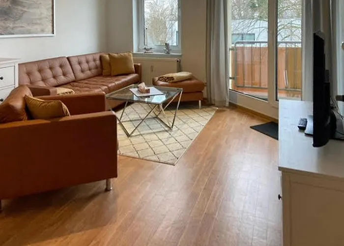 Nur Wenige Gehminuten Zum Zentrum Und 17 - דירה Sellin (Rugen)