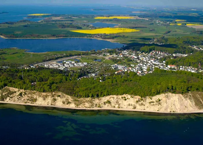 Nur Wenige Gehminuten Zum Zentrum Und 17 - * Sellin (Rugen)