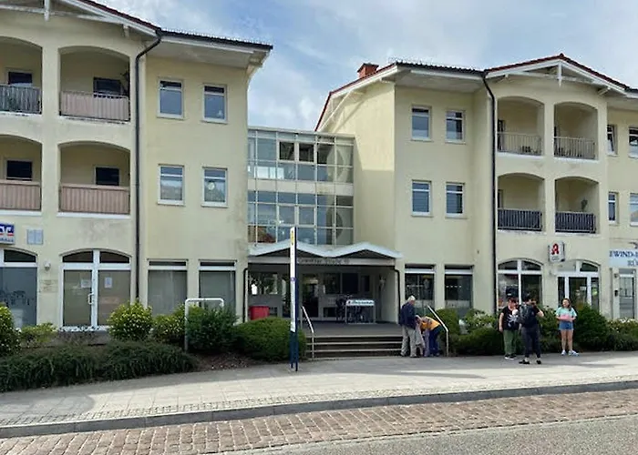 Nur Wenige Gehminuten Zum Zentrum Und 17 - דירה *