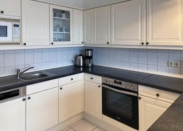 Nur Wenige Gehminuten Zum Zentrum Und 17 - דירה Sellin (Rugen)